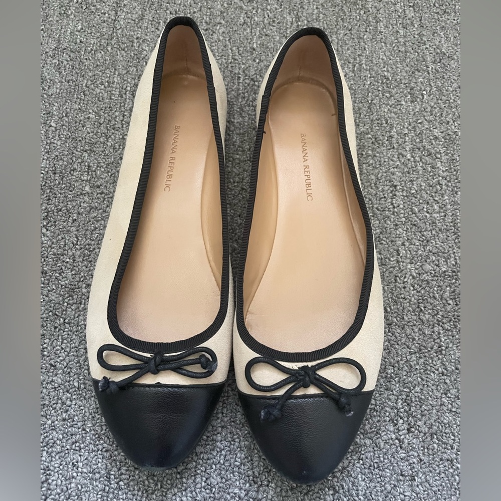 Banana Republic Ballet Flats